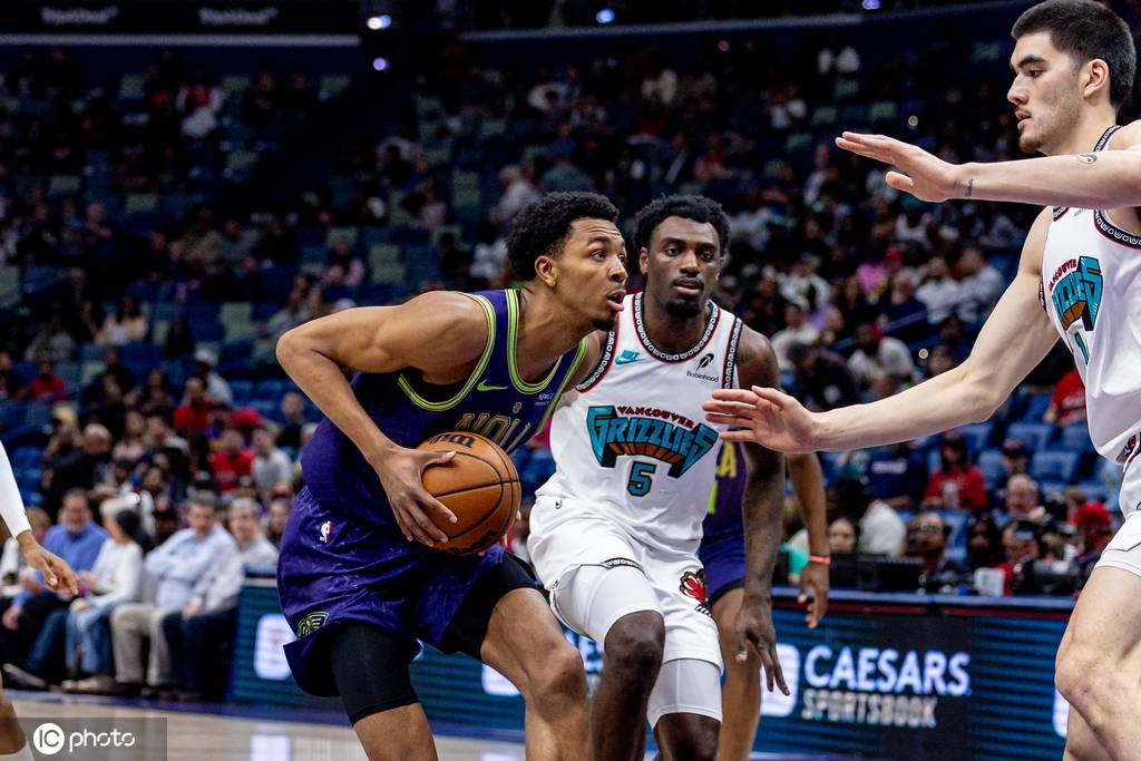 开云体育直播-灰熊主场击败湖人，杰克逊砍下全场最高分的简单介绍