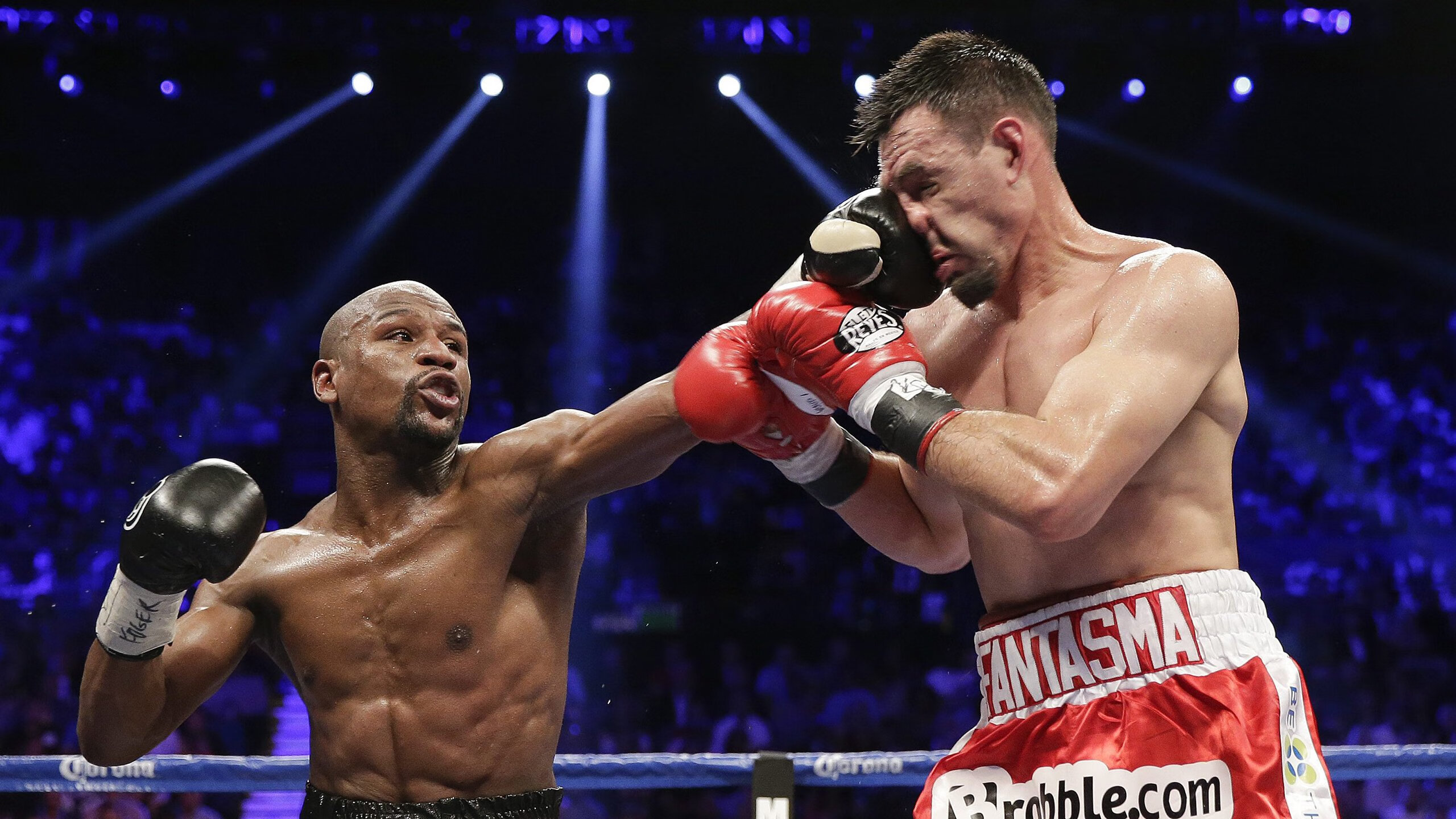 森林狼对阵新疆队，浓眉关键战不手软