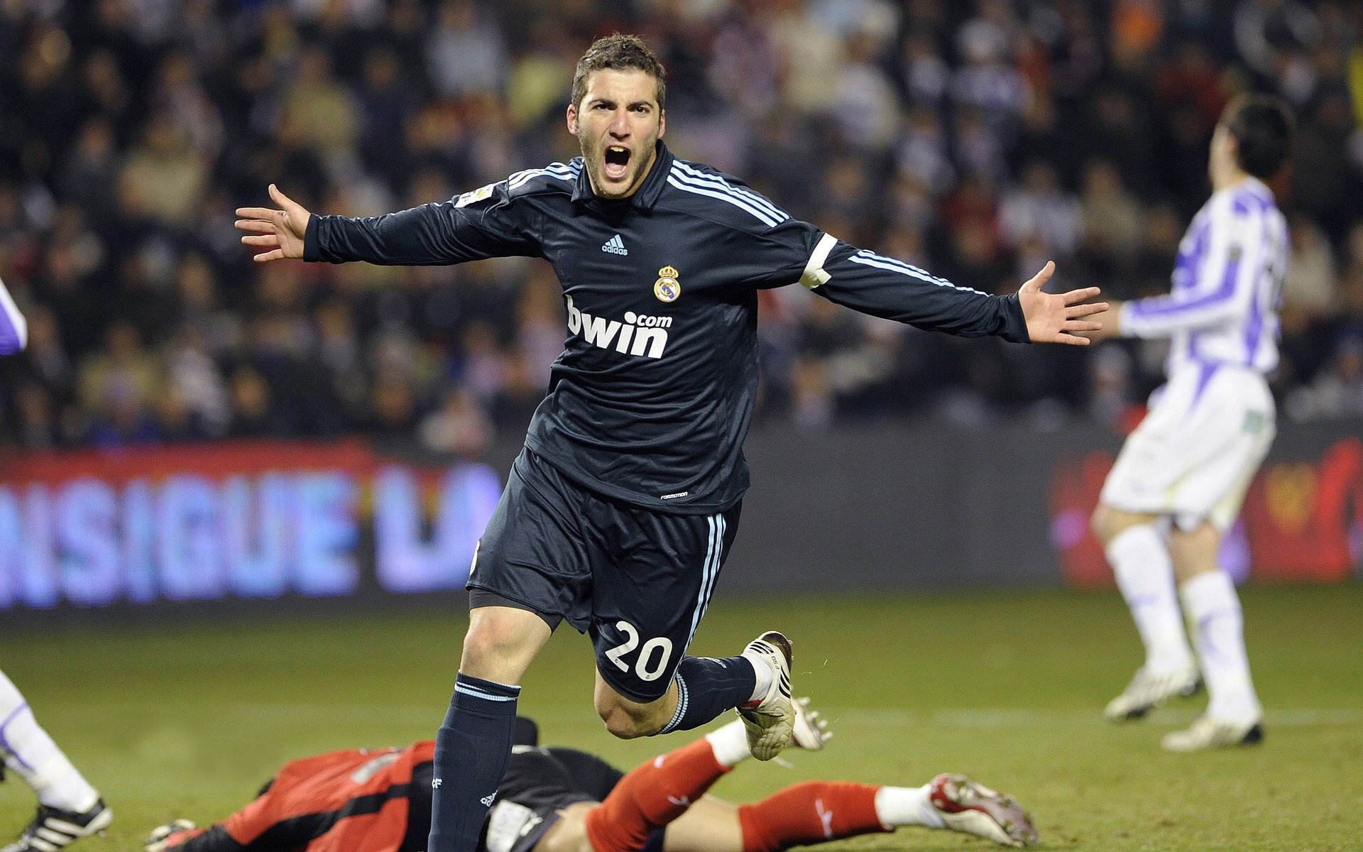 魔术碾压天津队，孙铭徽刷新纪录，一场改写历史的对决